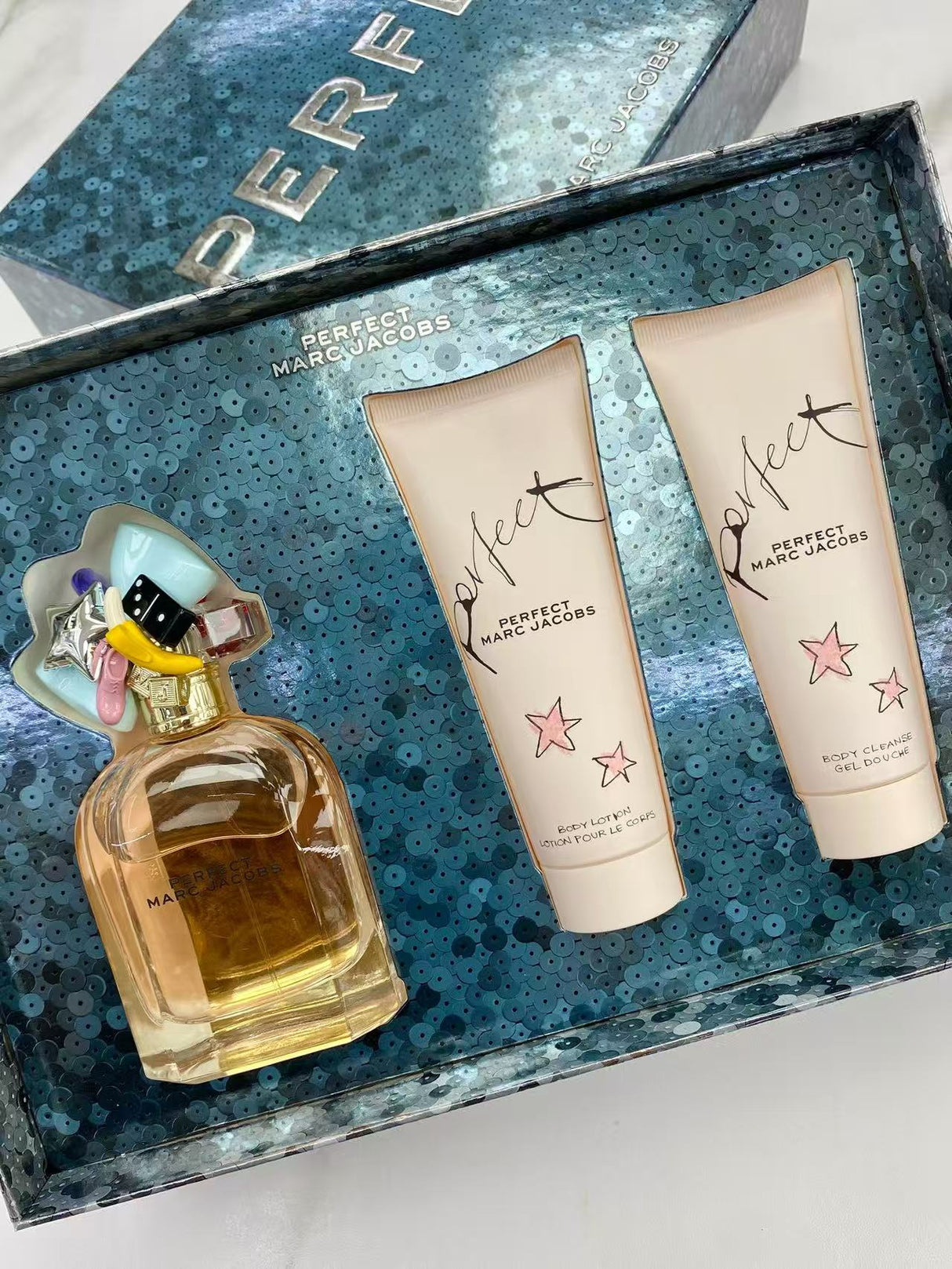 Perfect Marc Jacobs Eau De Parfum Gift Set 馬克雅可布/馬克莫傑完美小姐淡香精套裝(EDP 100ml+沐浴露75ml+身體乳75ml)